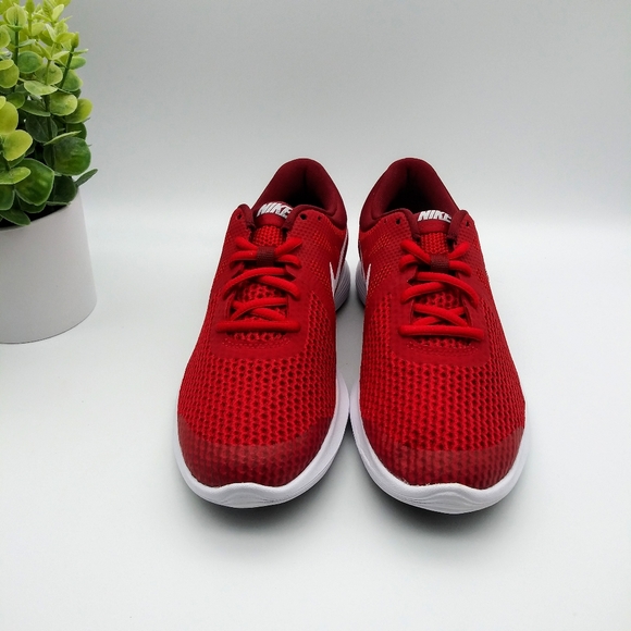 NIKE Revolution 4 Womens Sneakers - Picture 2 of 7